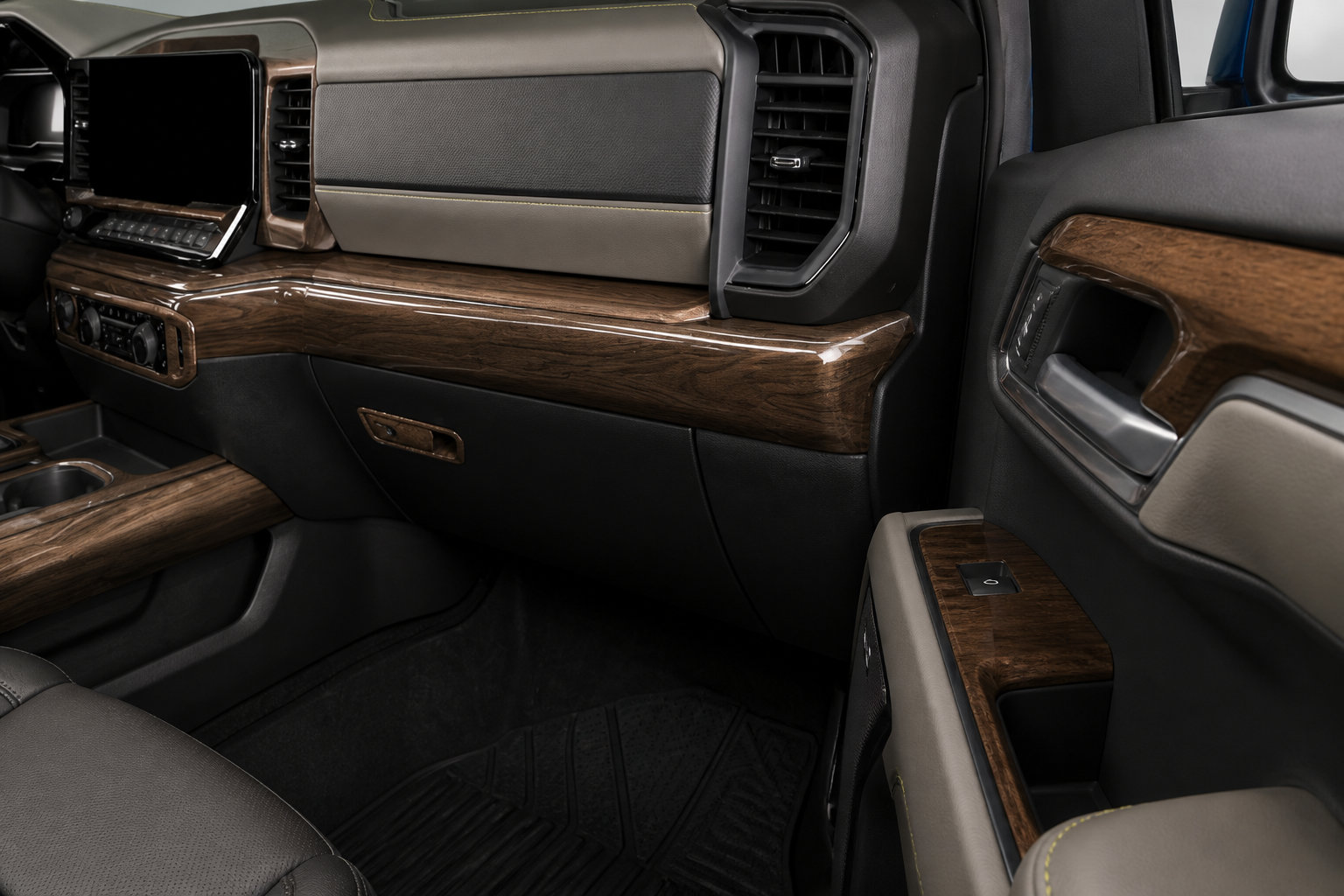 Trim-Specific Material Quality and Aesthetics