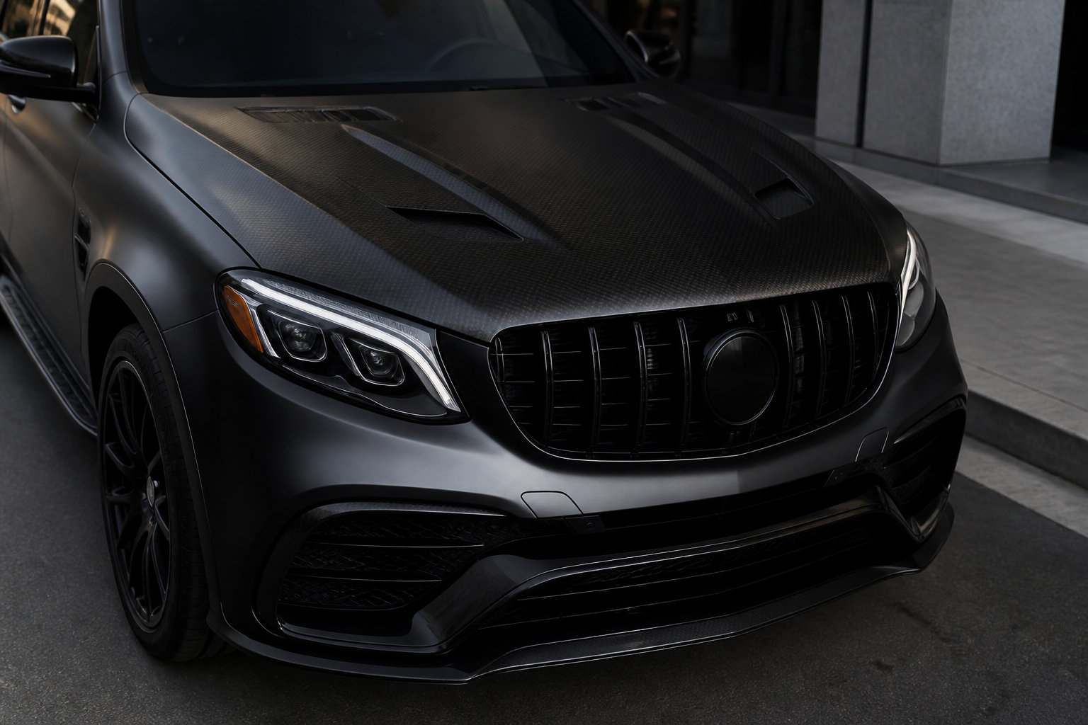 Visual Clout: New Bumpers and Carbon Fiber Accents